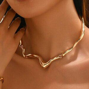 18K Gold Filled Sculptural Wave Choker Necklace